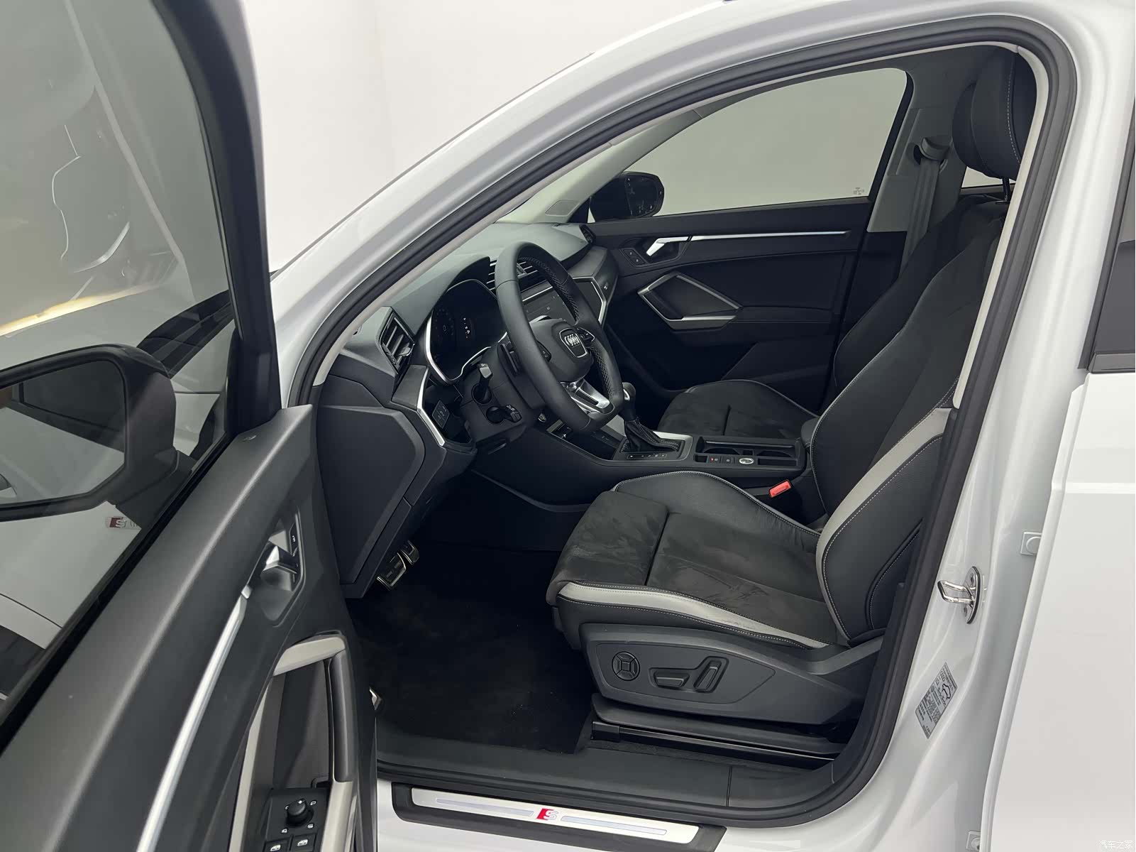 Audi Q3, 2022 20