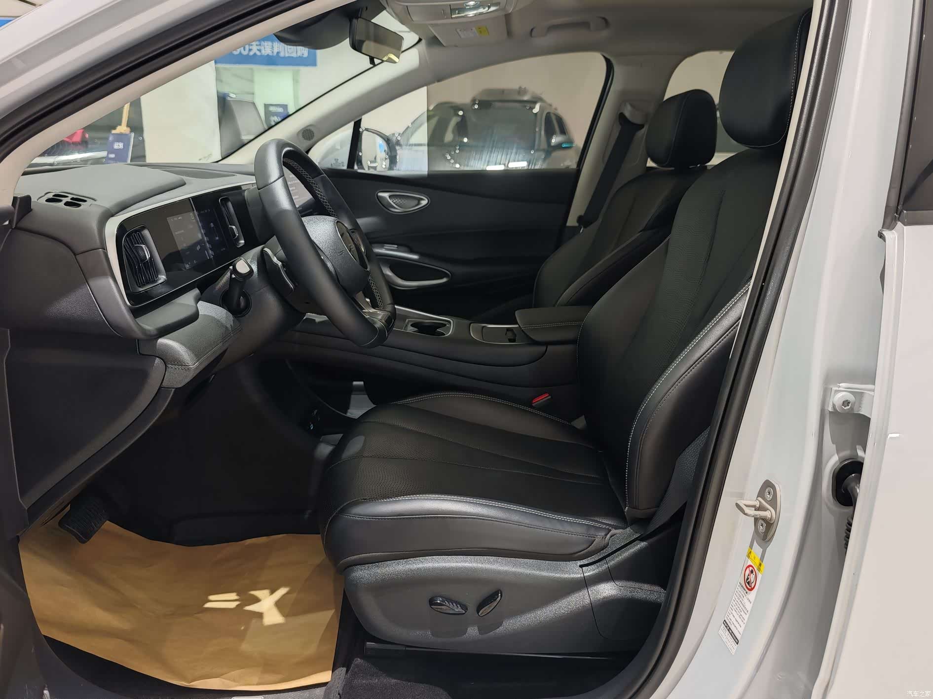 BYD HiAce, 2025 все фото