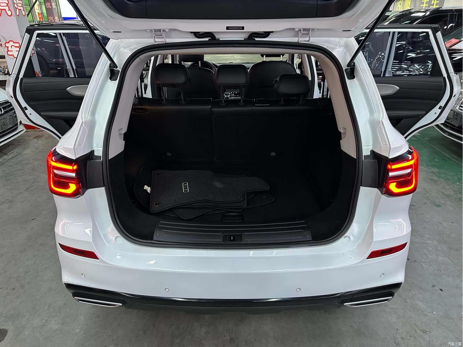 Roewe RX5, 2022 16
