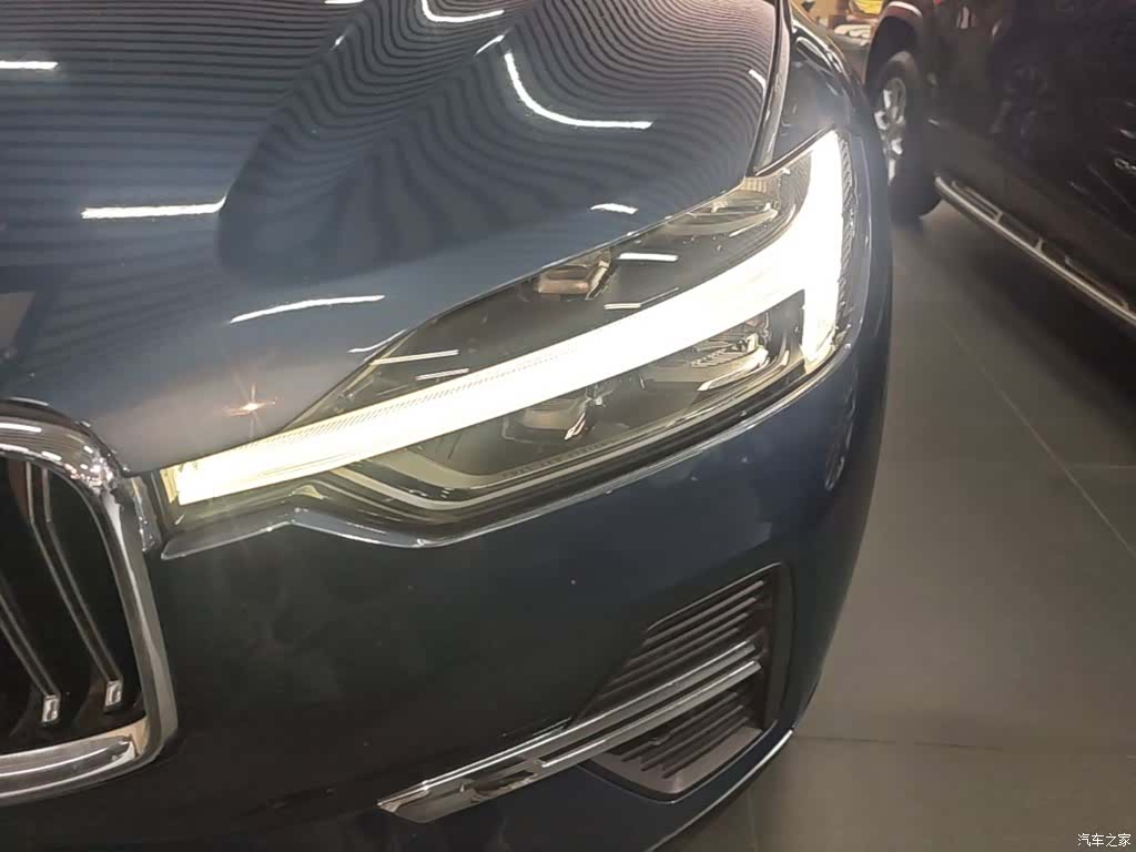Volvo XC60, 2023 24