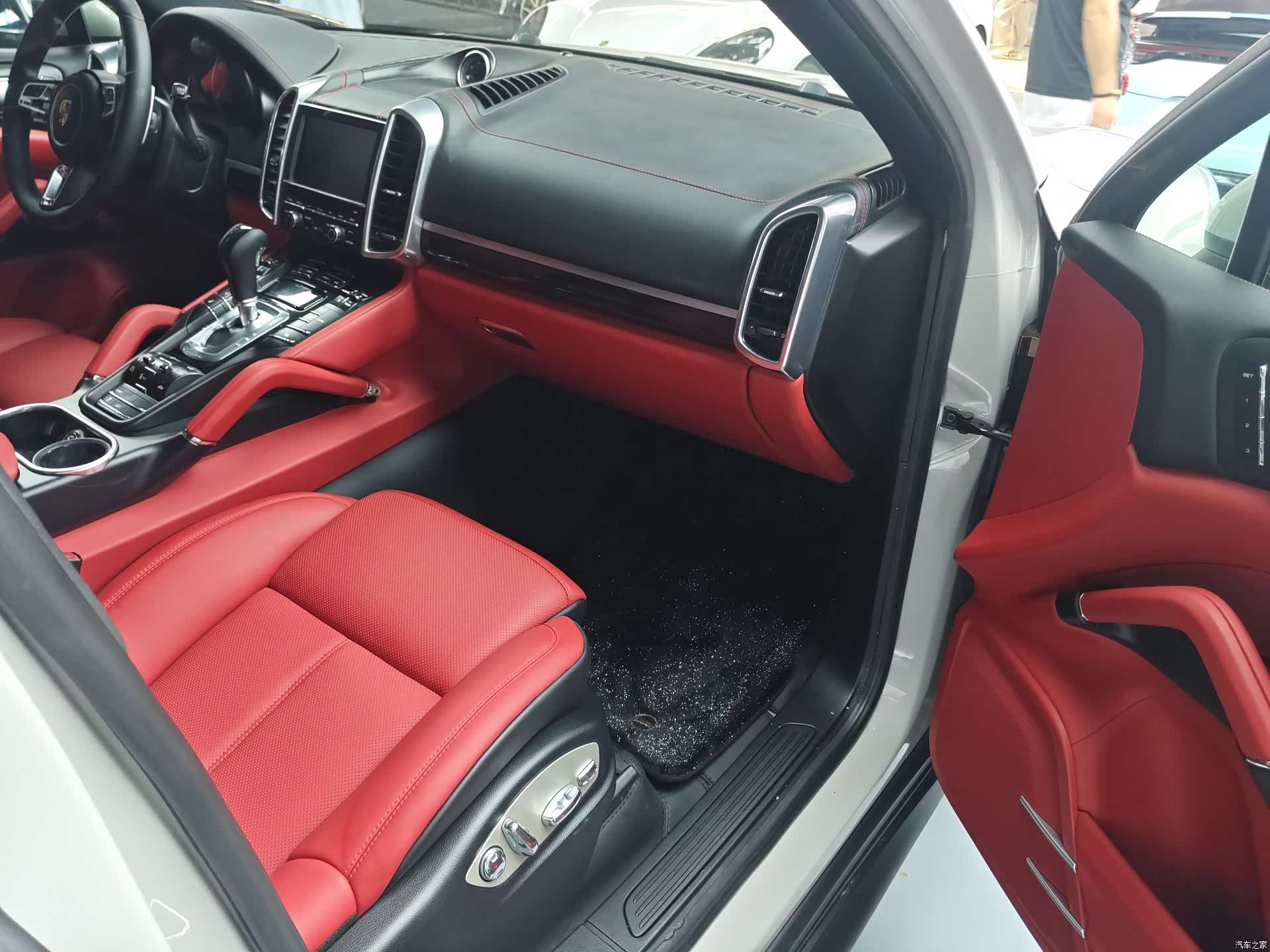 Porsche Cayenne, 2013 17