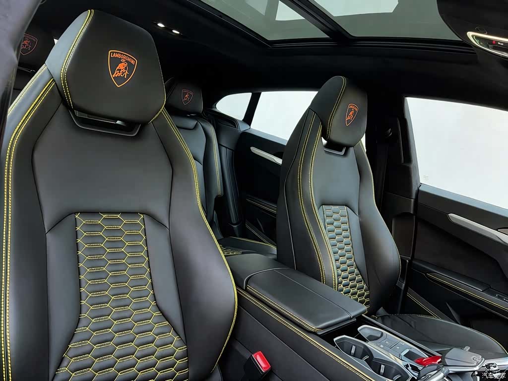 Lamborghini Urus, 2020 17