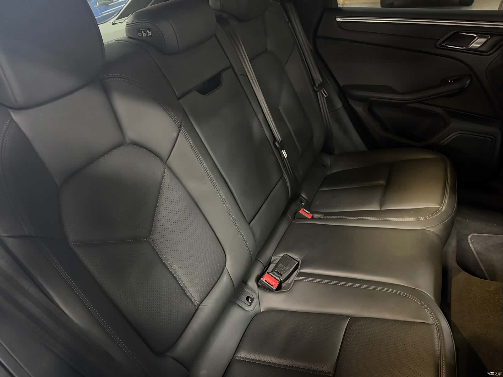 Porsche Macan, 2021 10