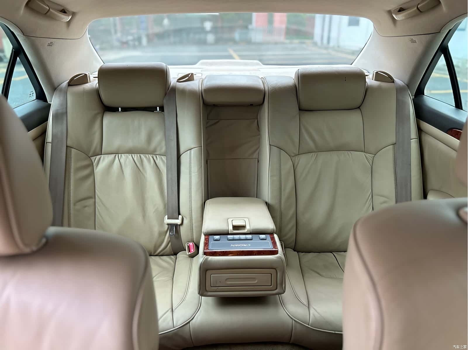 Toyota Crown, 2005 35