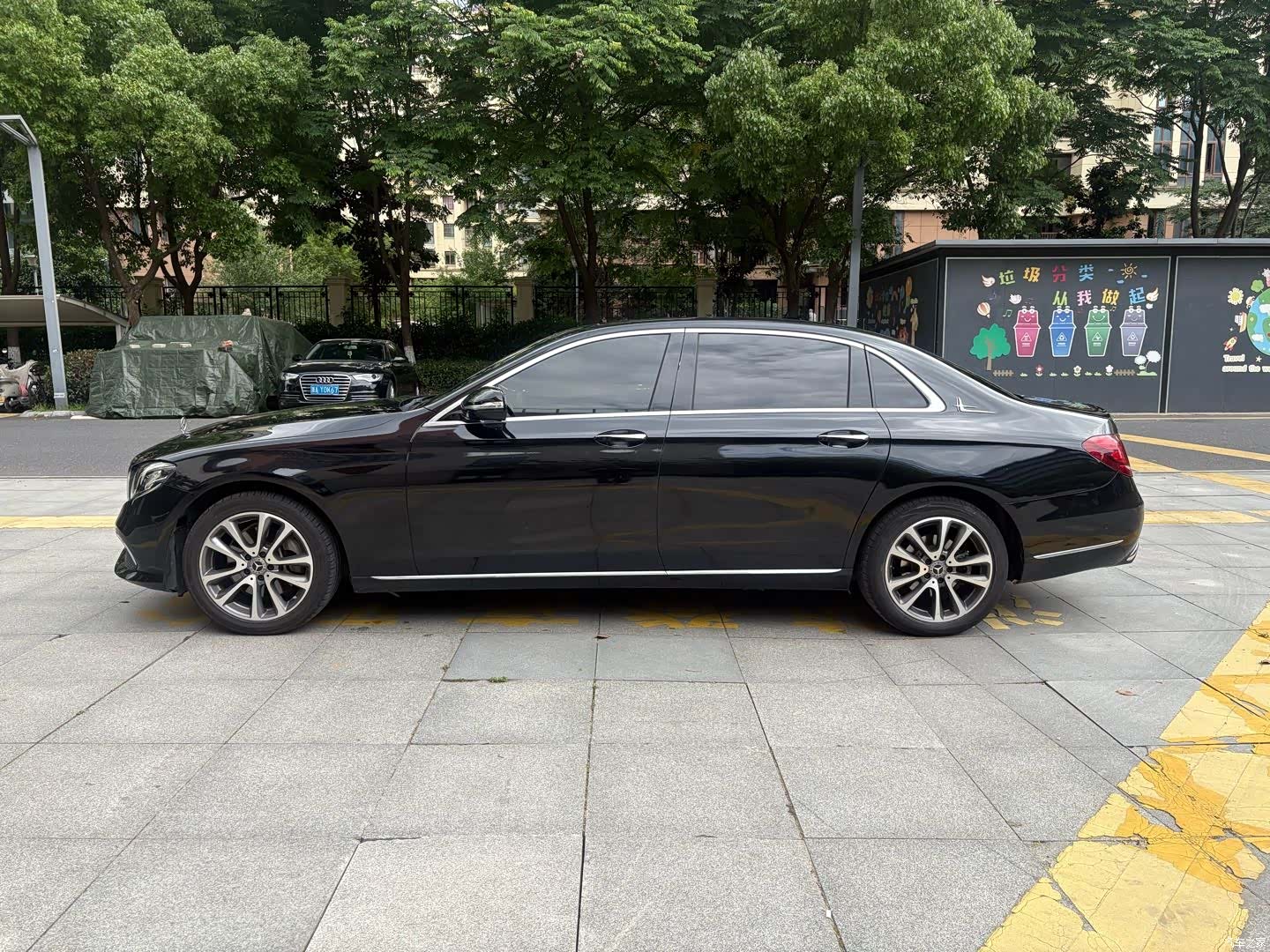 Mercedes-Benz E-Class, 2019 4