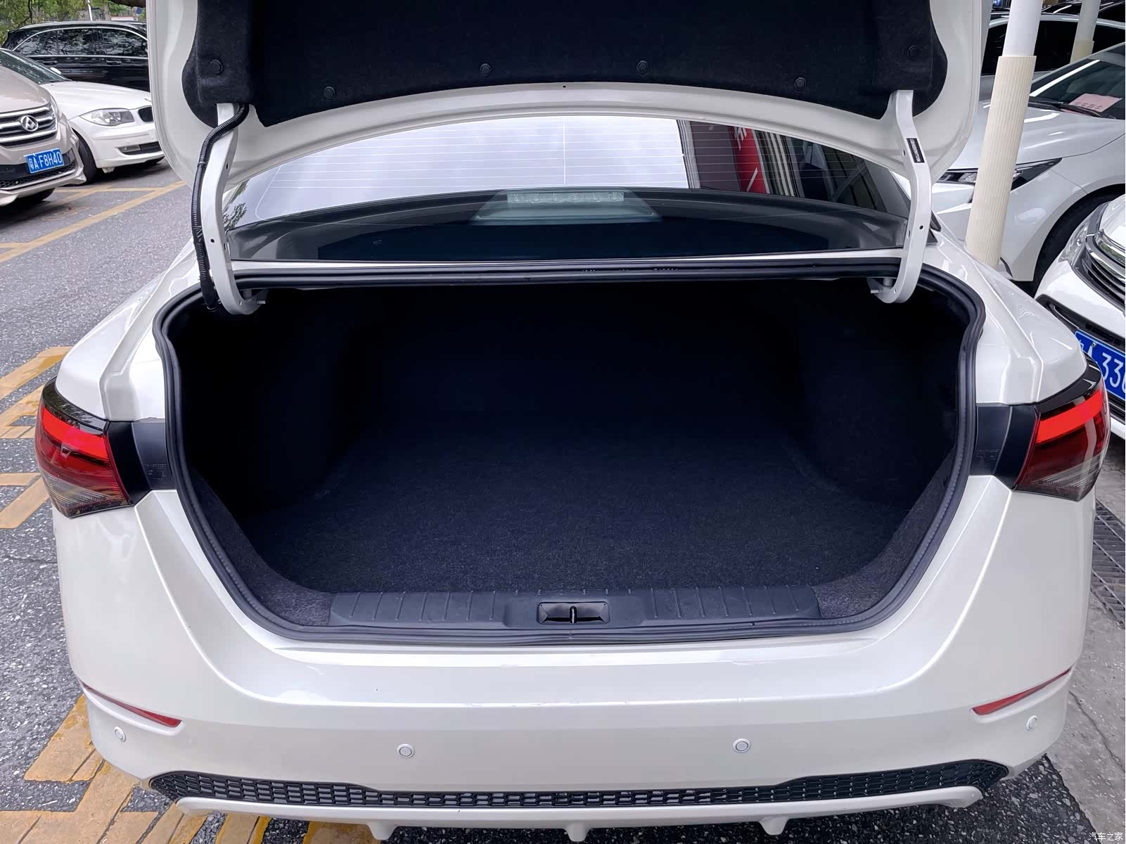 Nissan Sylphy, 2023 10
