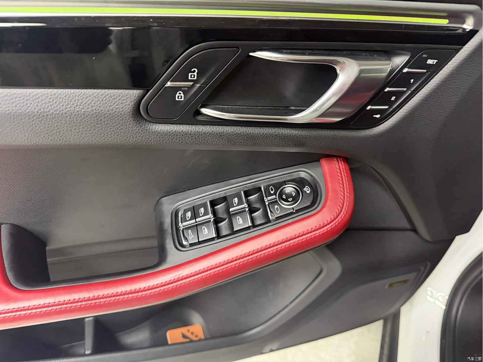 Porsche Macan, 2021 все фото