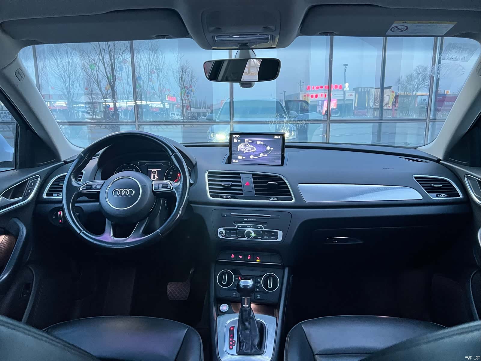 Audi Q3, 2016 9