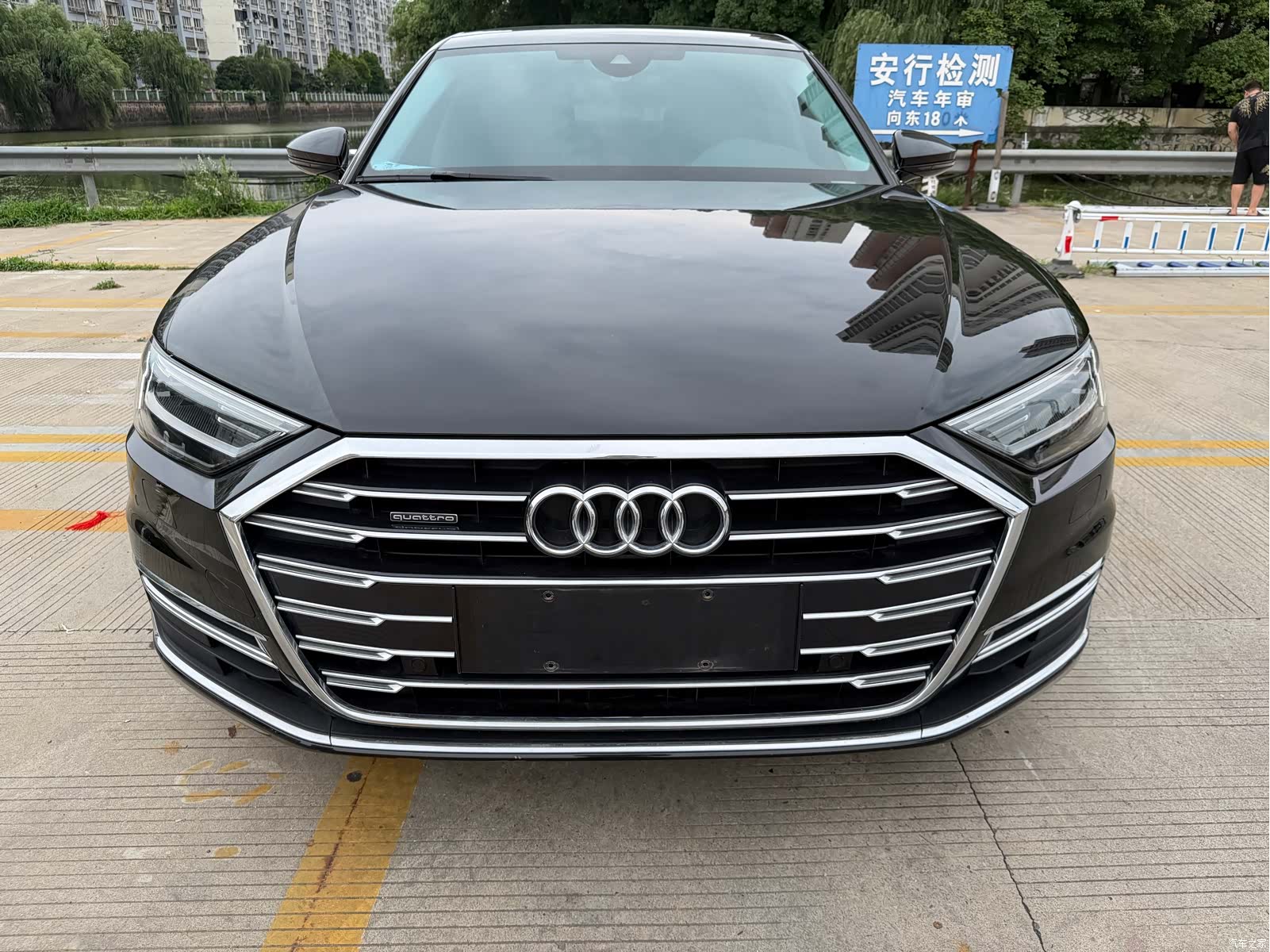 Audi A8L, 2022 все фото