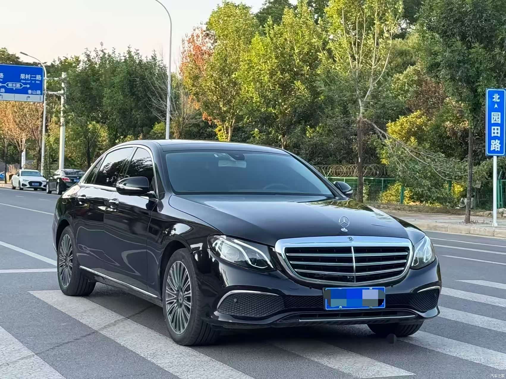 Mercedes-Benz E-Class, 2019 3