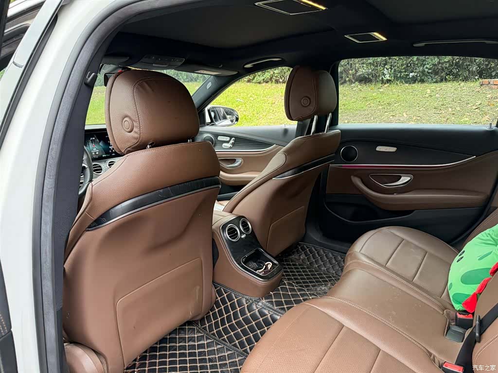 Mercedes-Benz E-Class, 2022 9