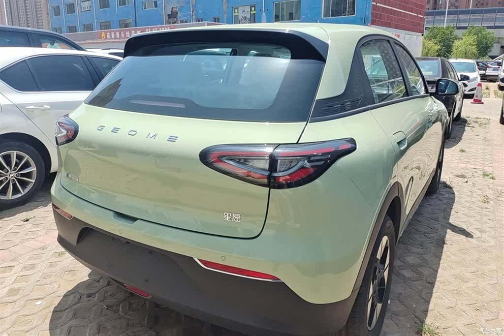 Geely Xingyuan, 2025 3
