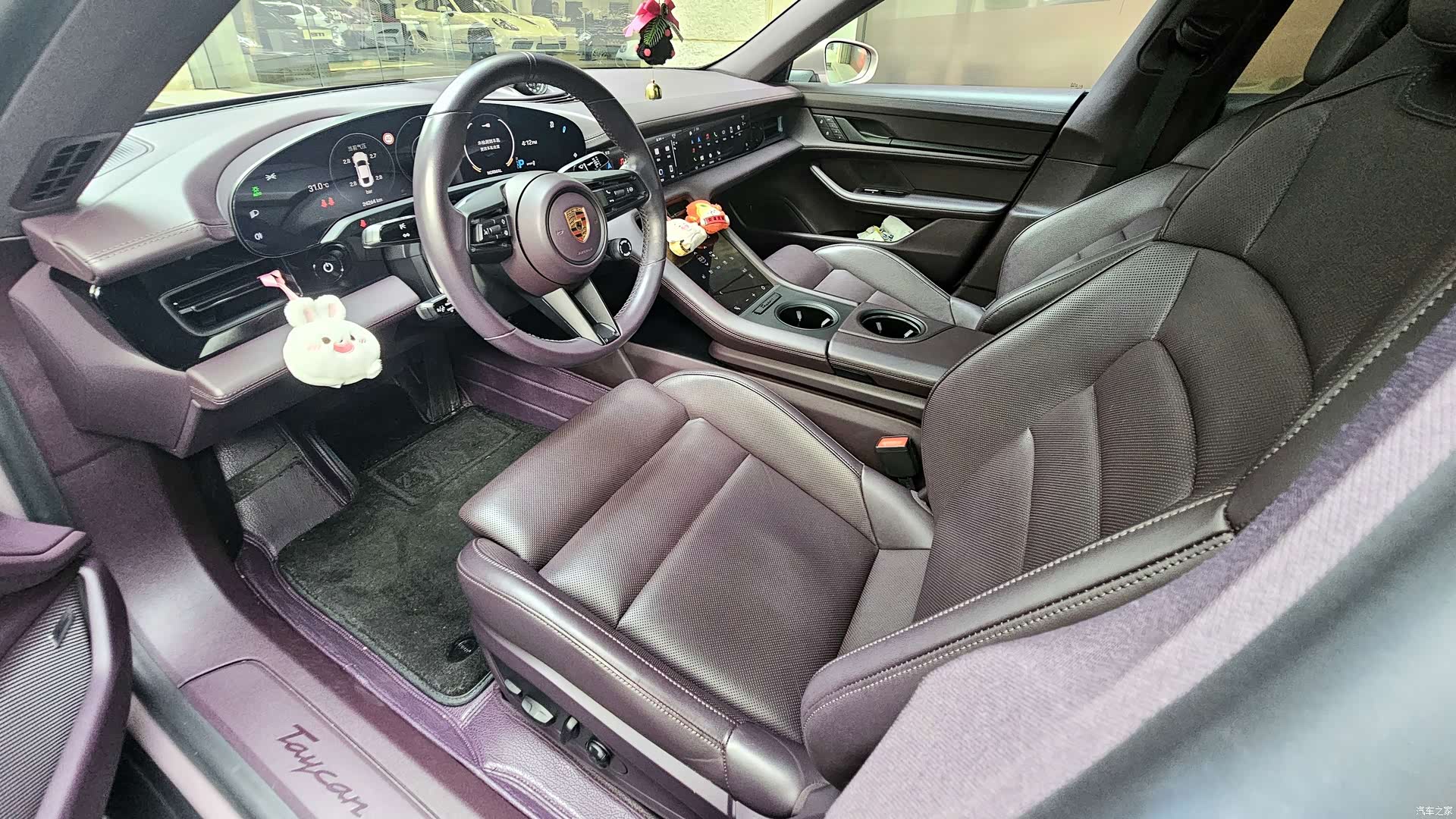 Porsche Taycan, 2023 6