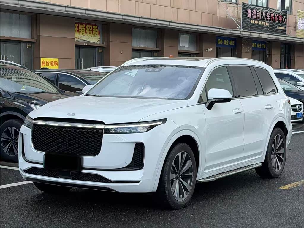 Li Auto ONE