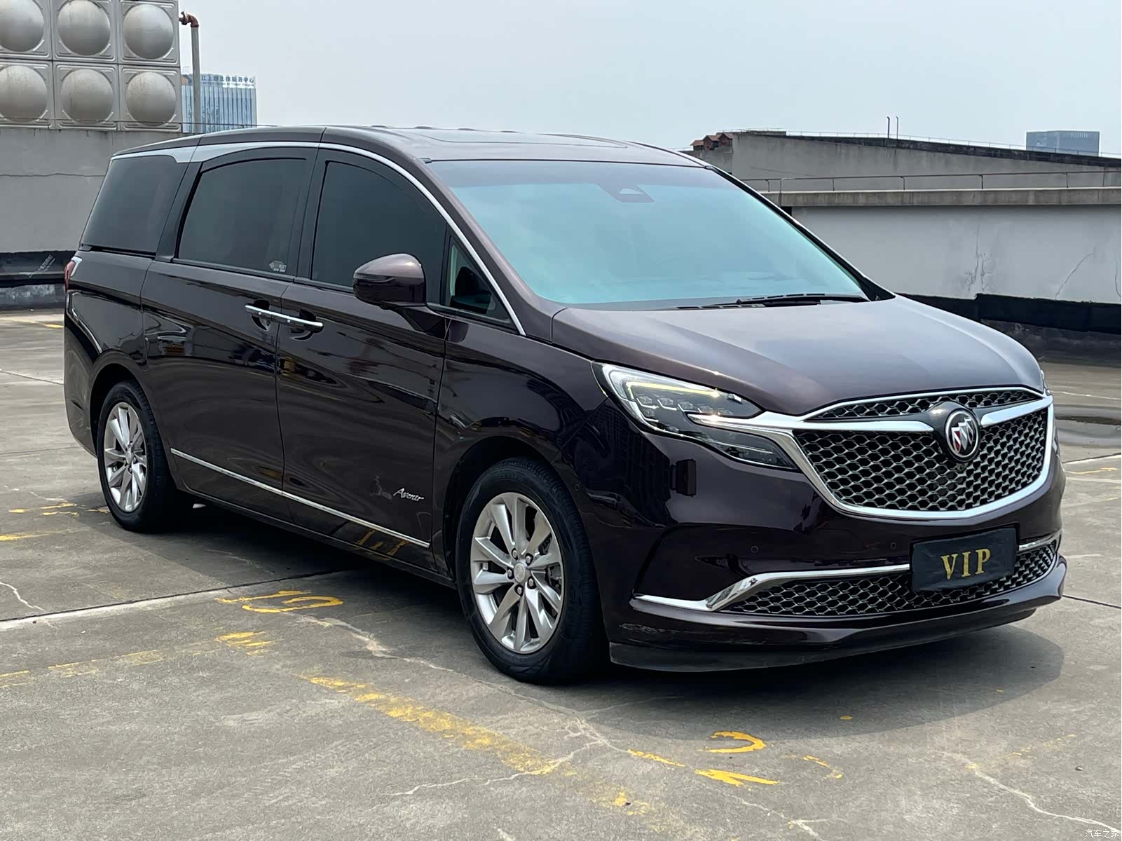 Buick GL8, 2020 3