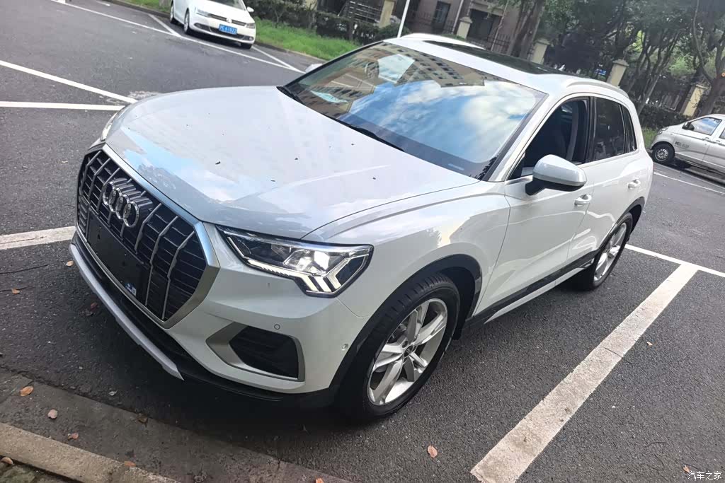 Audi Q3, 2021 1