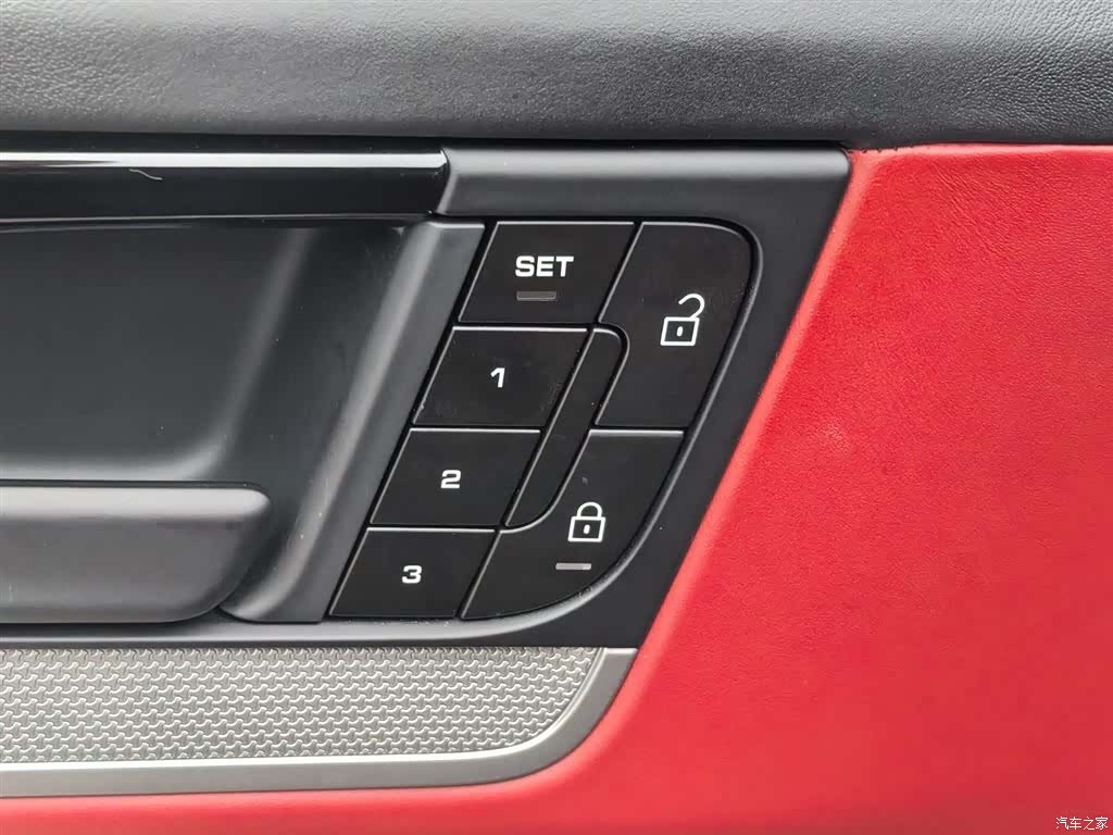 Porsche Cayenne, 2025 27