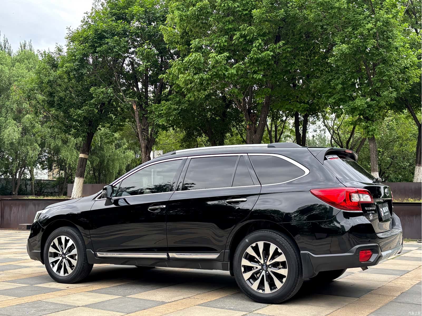 Subaru Outback, 2015 все фото