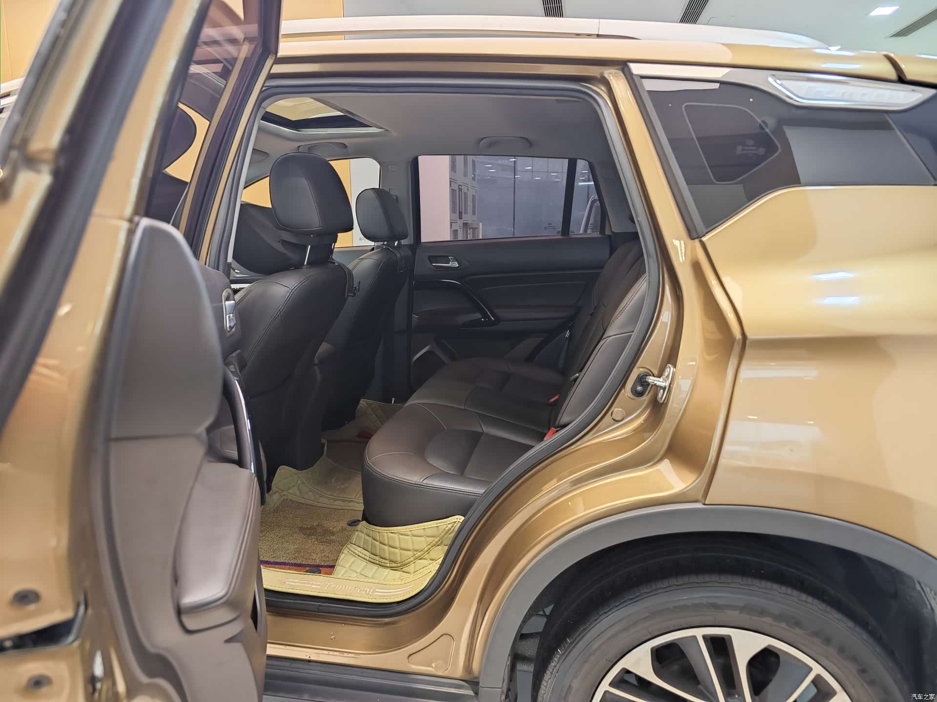 GAC GS4, 2015 21