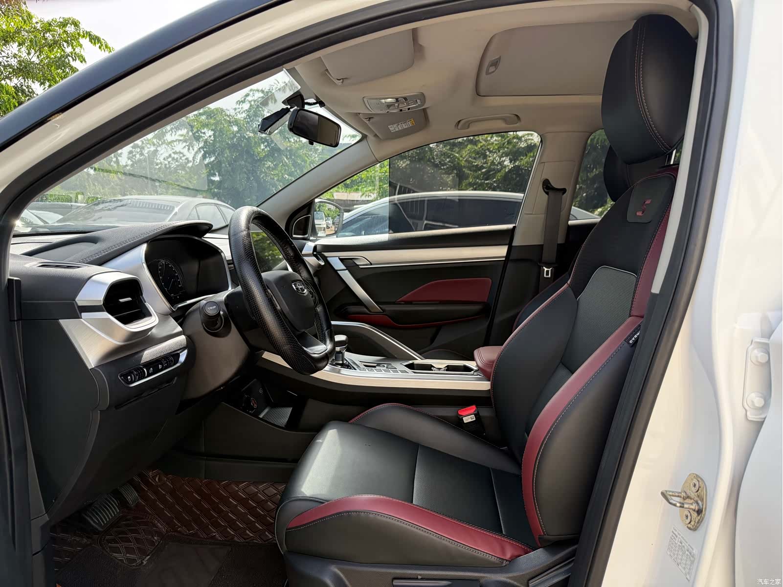 Geely Coolray, 2021 все фото