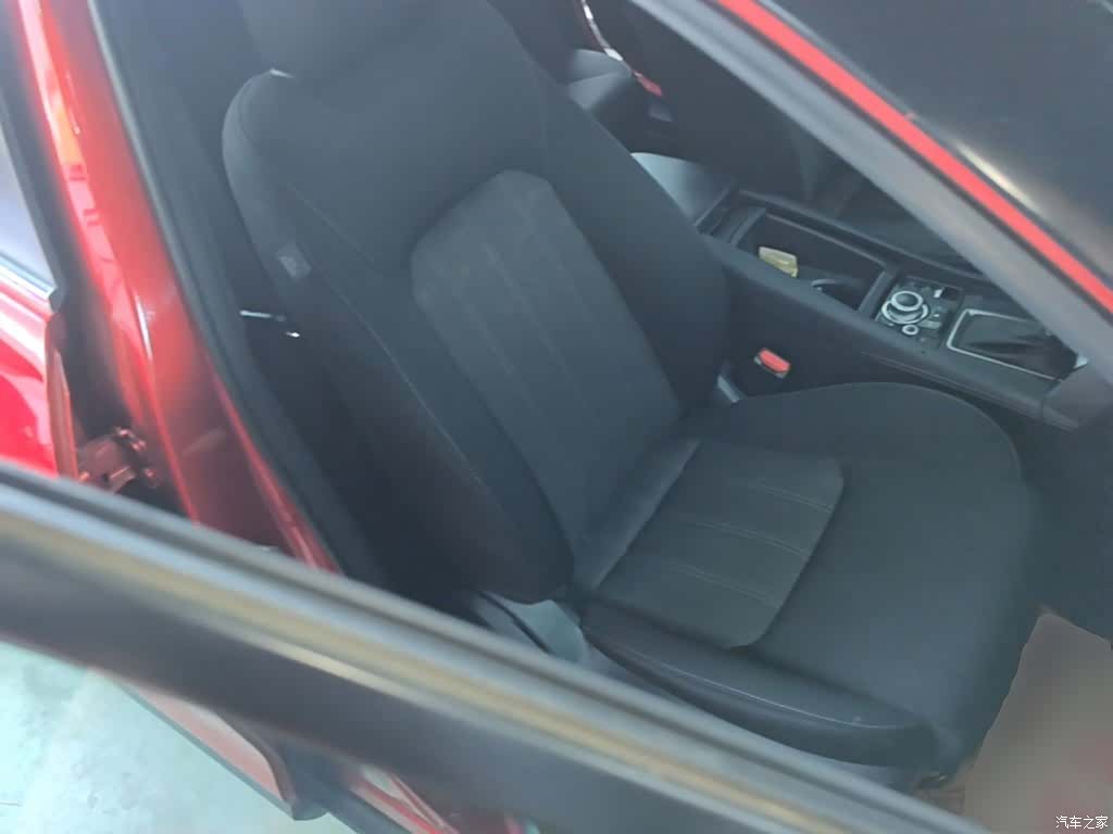 Mazda CX-4, 2017 25