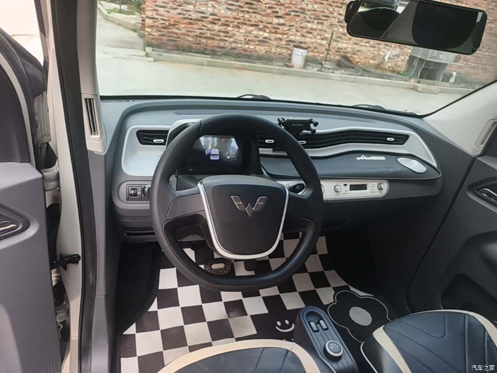 Wuling MINIEV, 2022 10