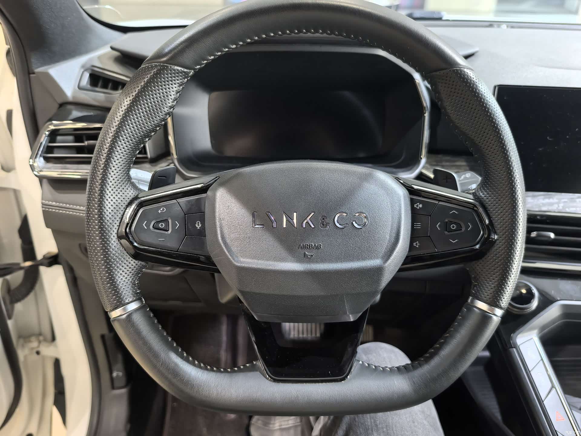 Lynk & Co 02, 2021 8