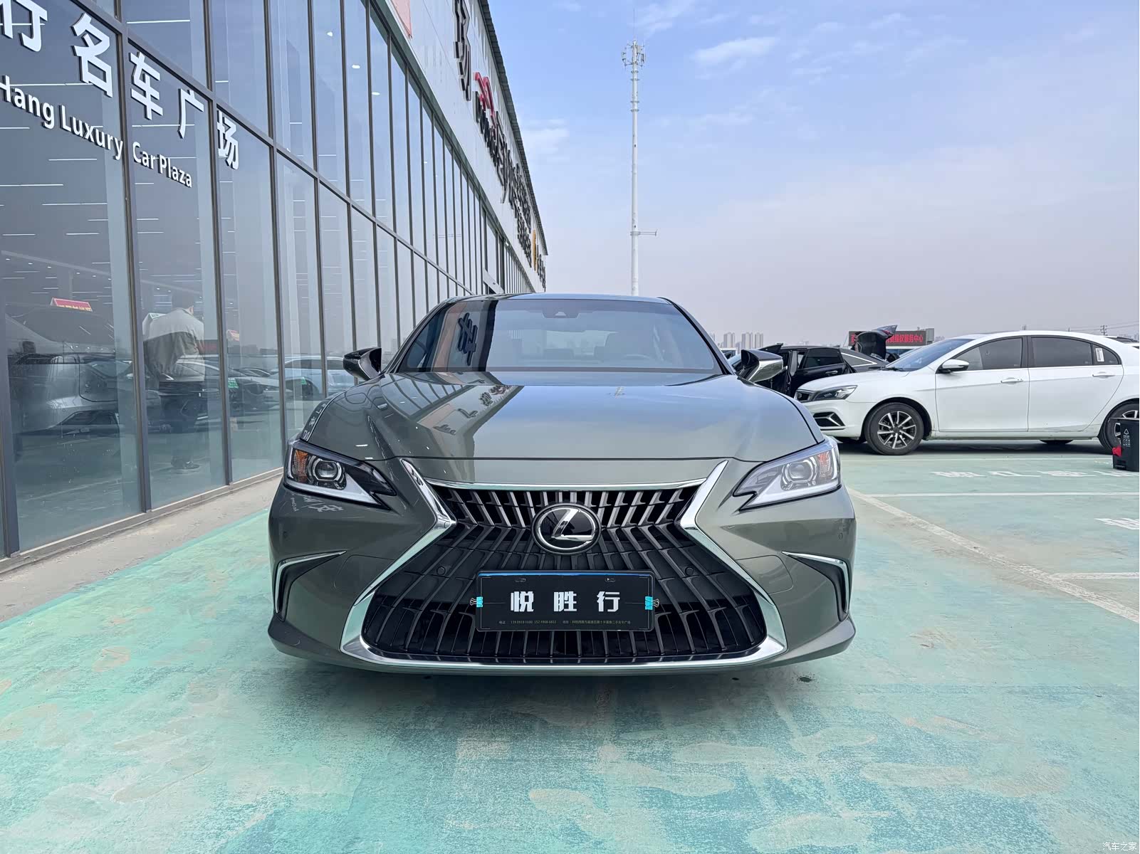 Lexus ES, 2023 2