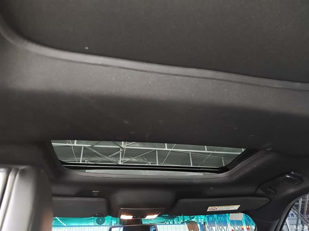 Ford Explorer, 2015 14