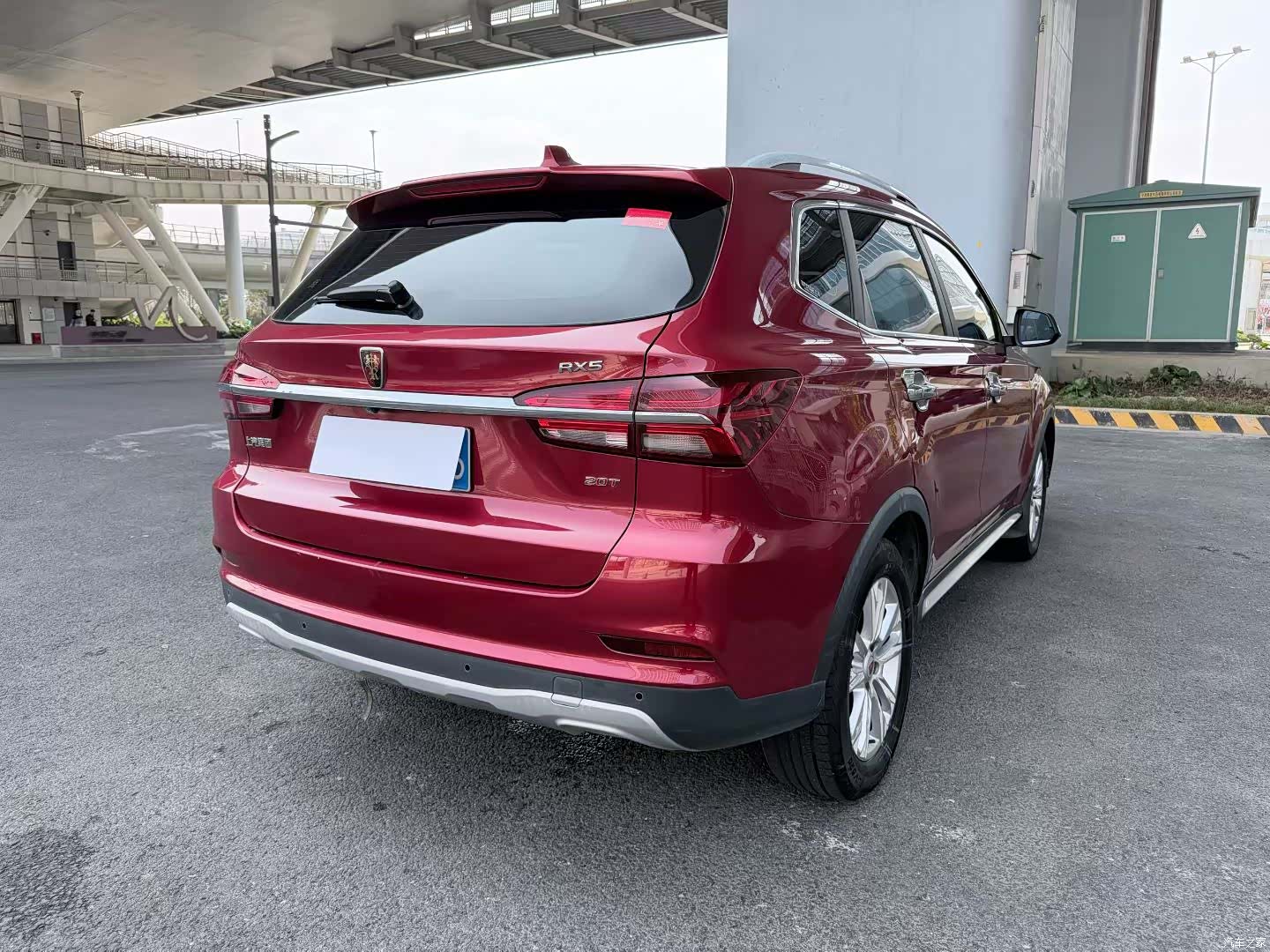 Roewe RX5, 2017 9