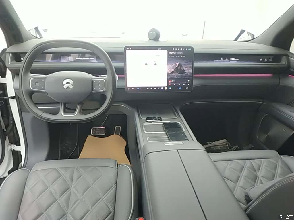NIO ES8, 2025 10