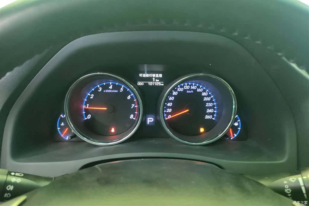Toyota 2.5V, 2017 14