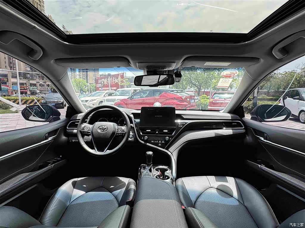 Toyota Camry, 2023 15