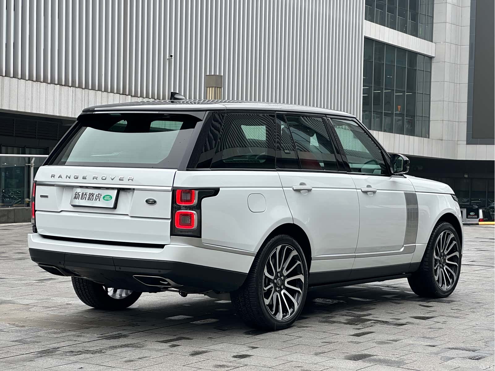Land Rover Range Rover, 2018 17