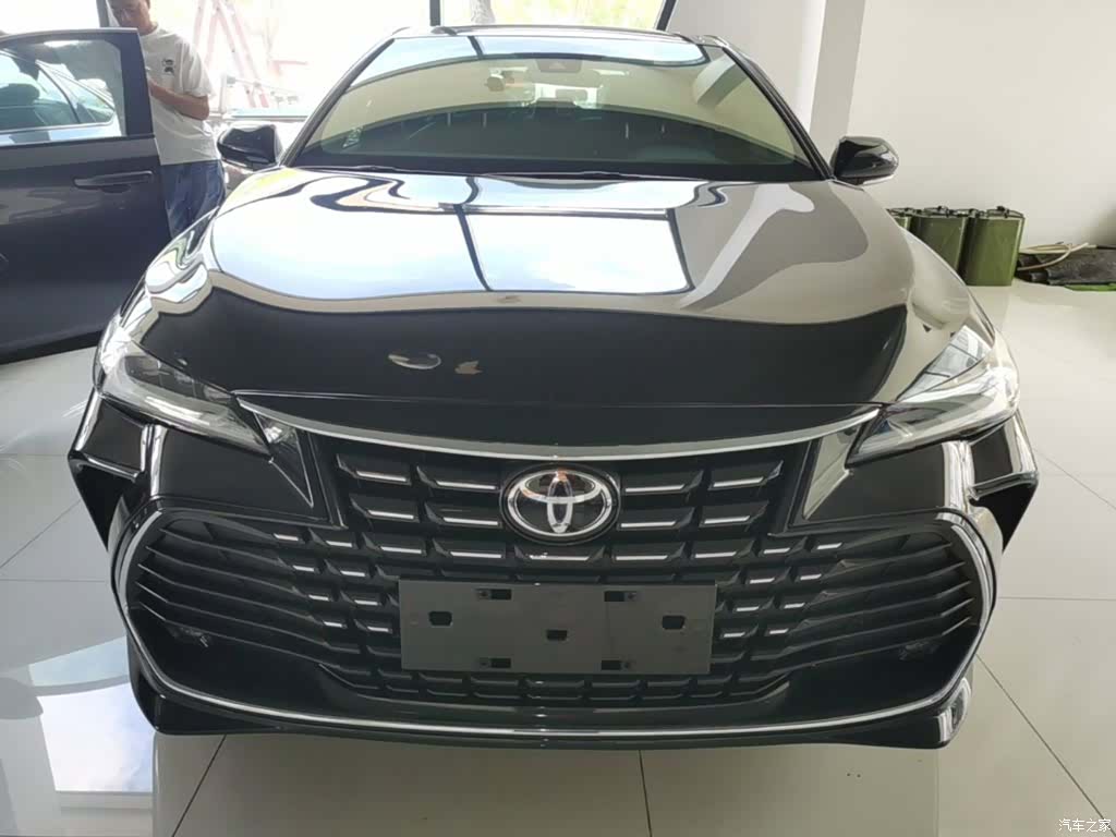 Toyota Avalon, 2023 3