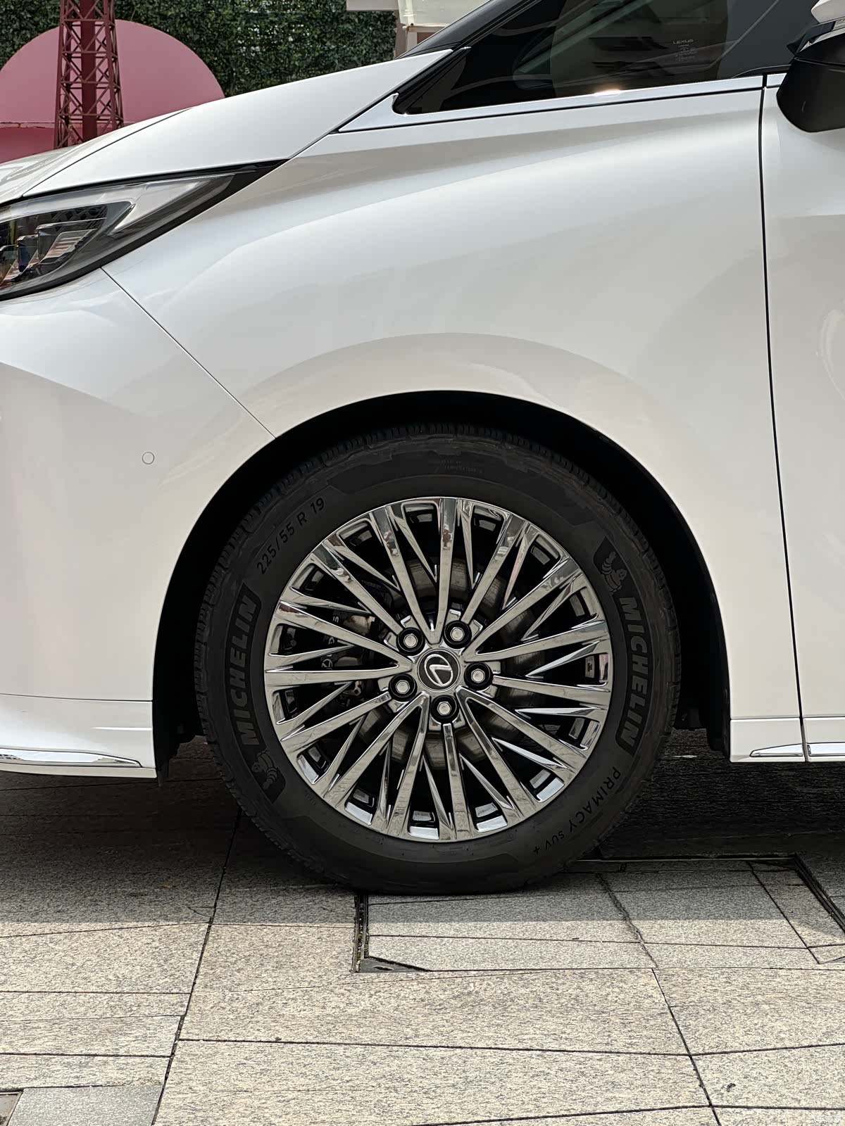 Lexus LM, 2024 8