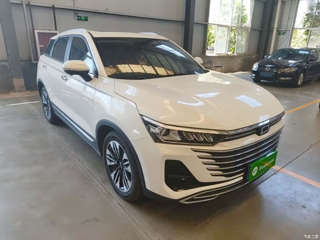 Bestune T77, 2024 4