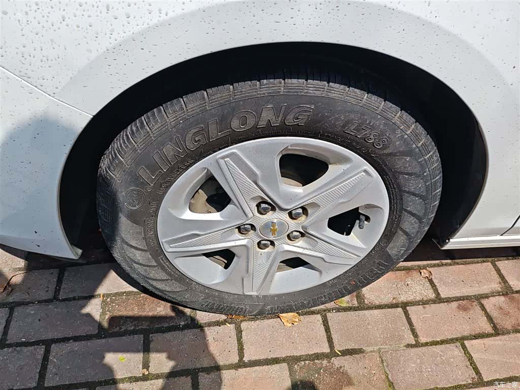 Chevrolet 320, 2019 23