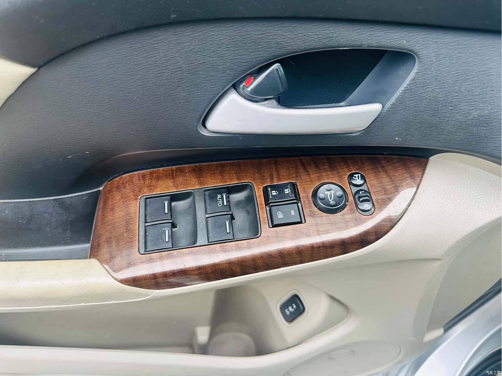 Honda Odyssey, 2012 12