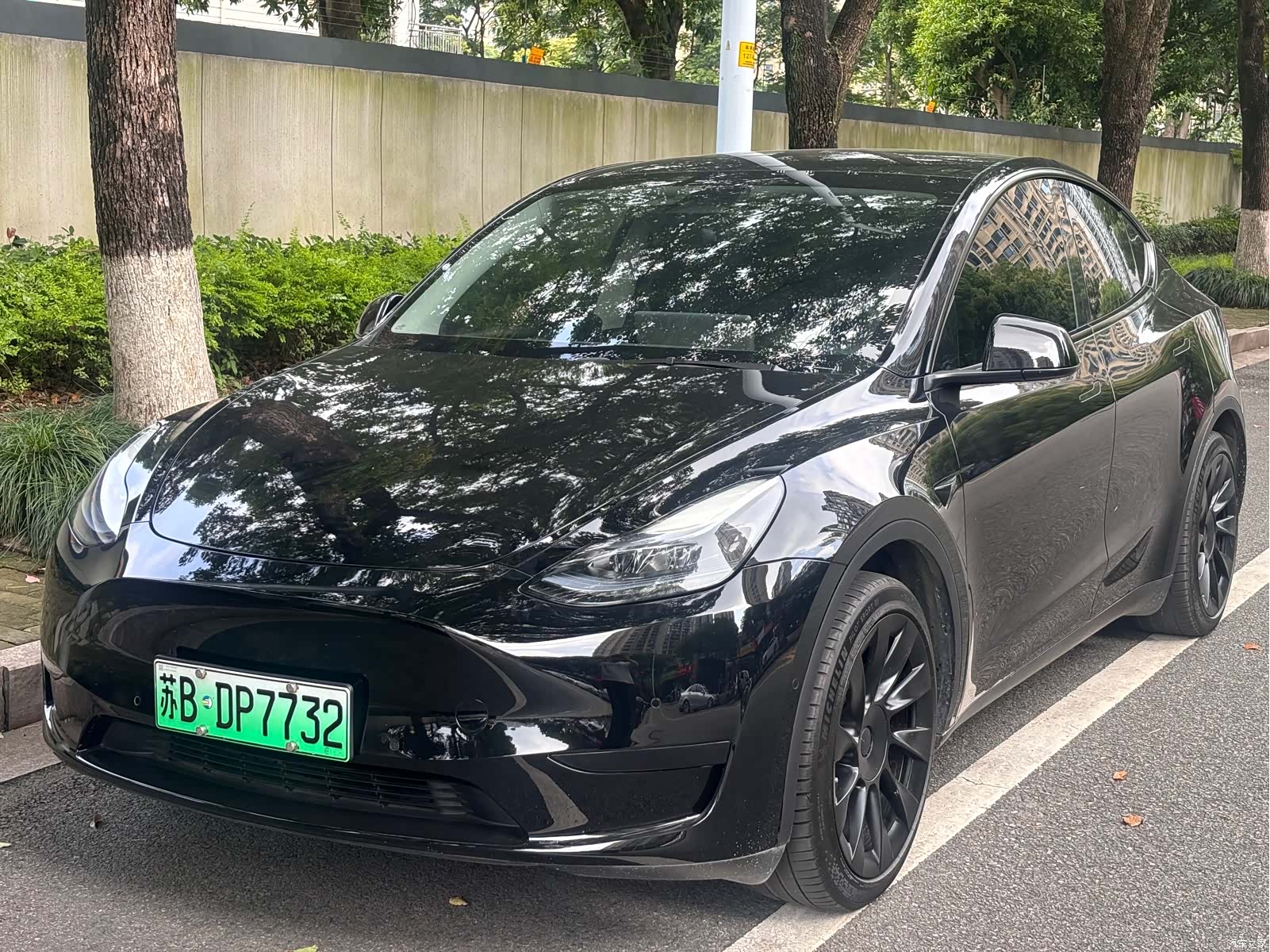 Tesla Model Y, 2023 1