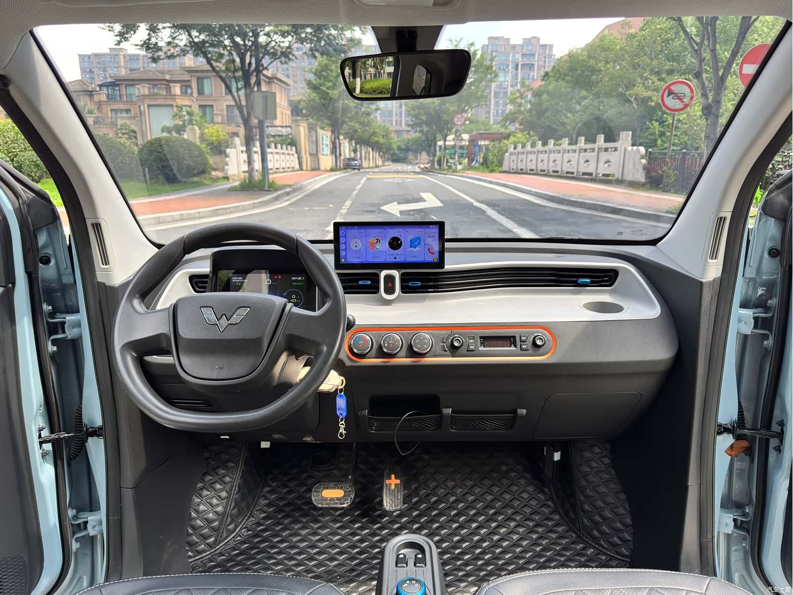 Wuling MINIEV, 2022 10