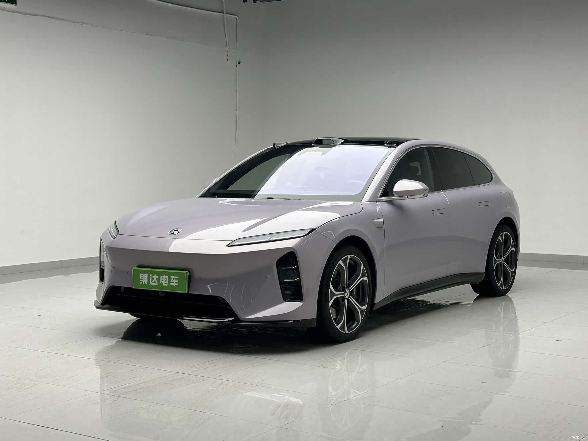 NIO ET5, 2025 1