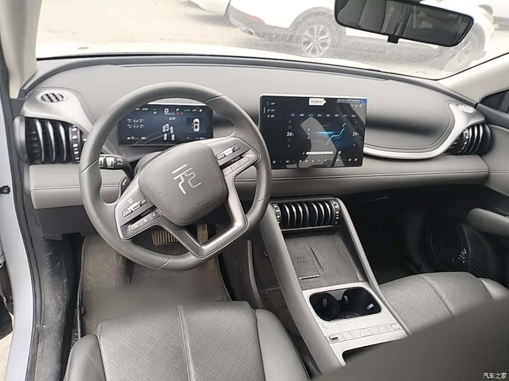 BYD Yuan, 2025 10