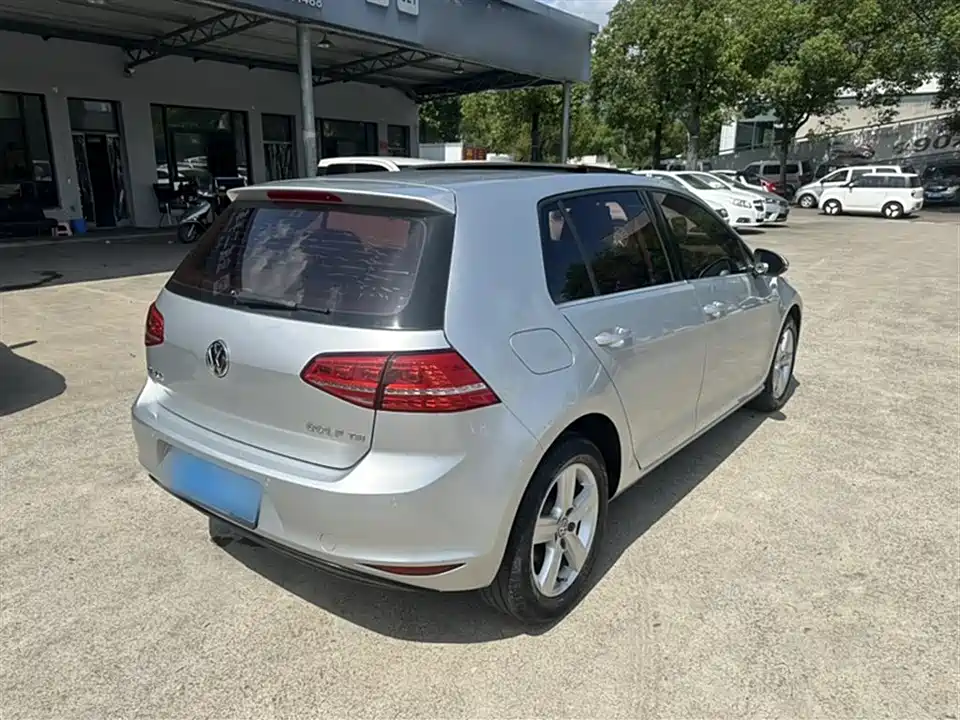 Volkswagen golf