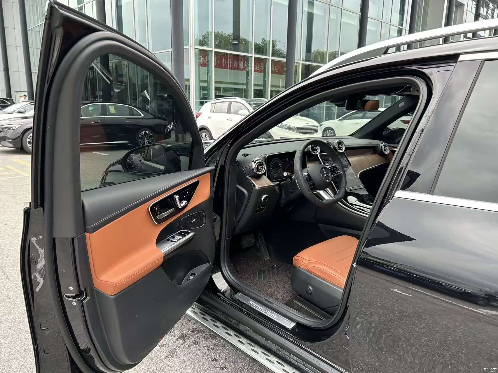 Mercedes-Benz GLC, 2024 11