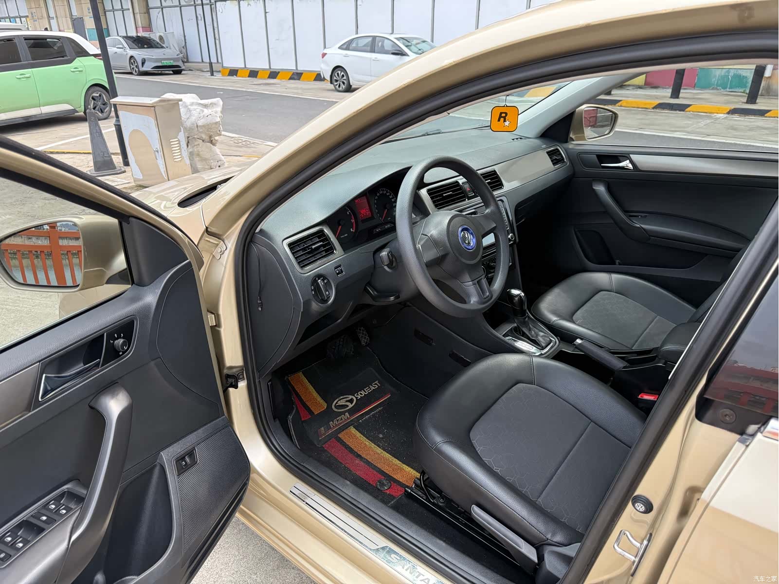 Volkswagen Santana, 2015 9