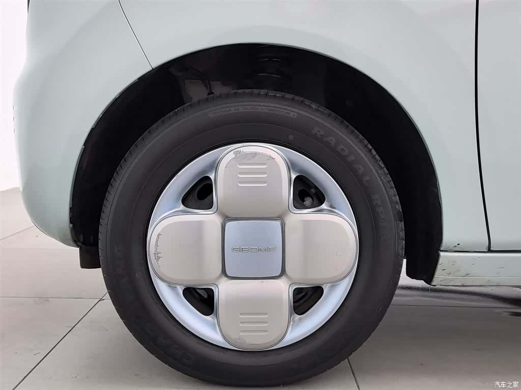 Geely Panda, 2024 17