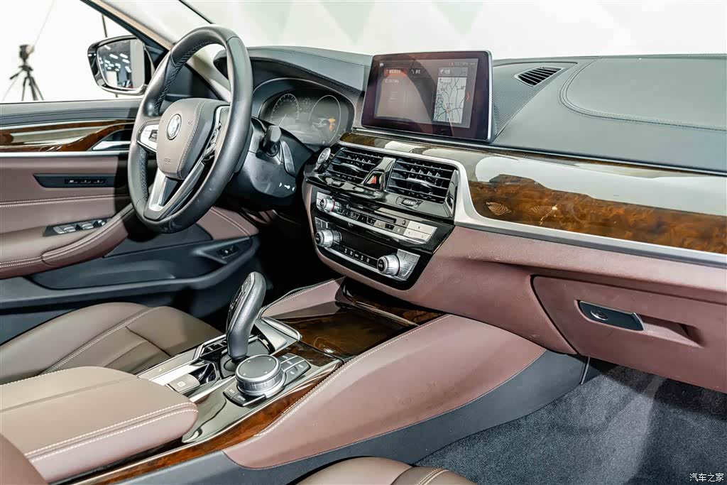 BMW 5 Series, 2019 17