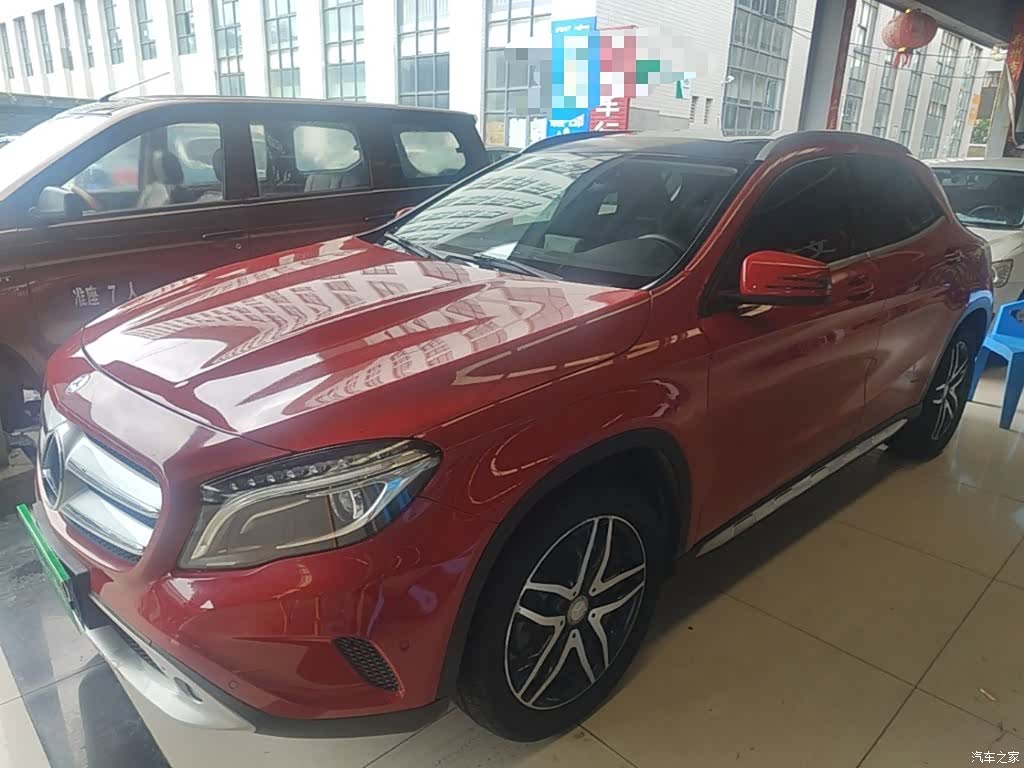 Mercedes-Benz GLA