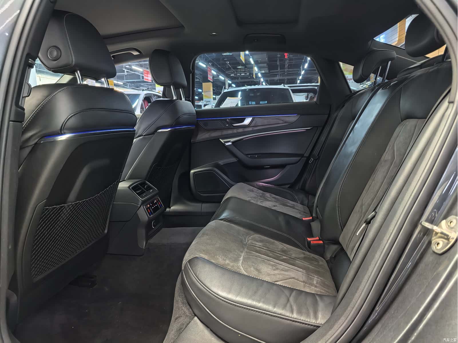Audi A6L, 2022 10
